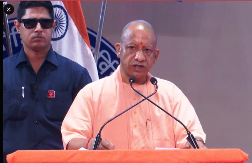 नियुक्तियों में पारदर्शिता नहीं तो संस्थान की साख पर संकट, सीएम योगी ने दी नसीहत